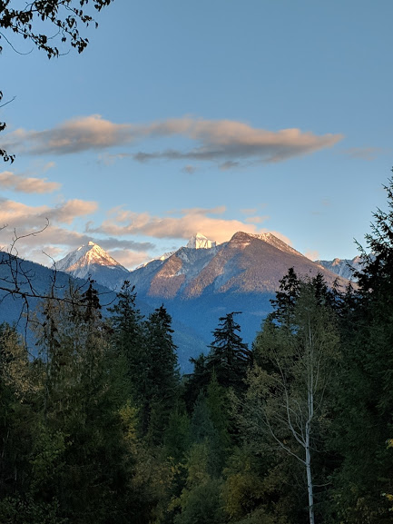 kaslo_mountainpeaks